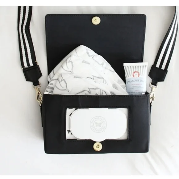 ToteSavvy Change Kit Crossbody Bag in Black NWT - Picture 4 of 4